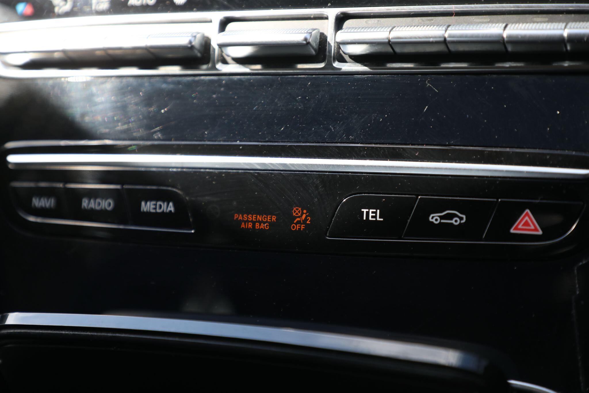 Large vehicle image